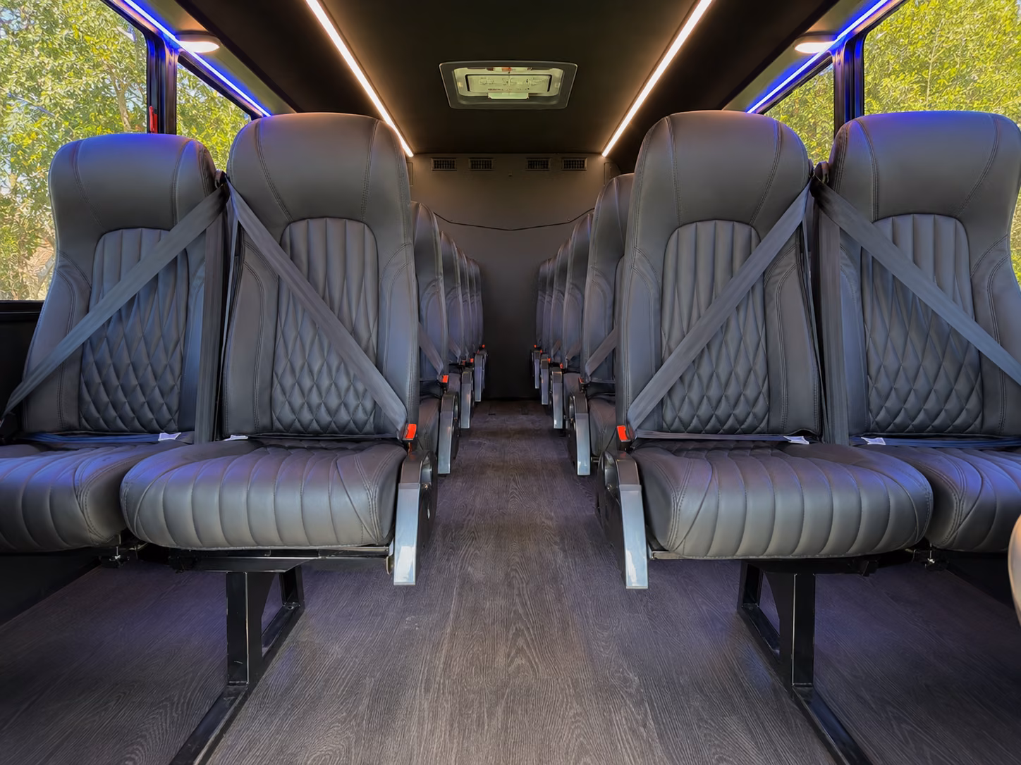 minibus rentals for connecticut river valley winery tours near new britain