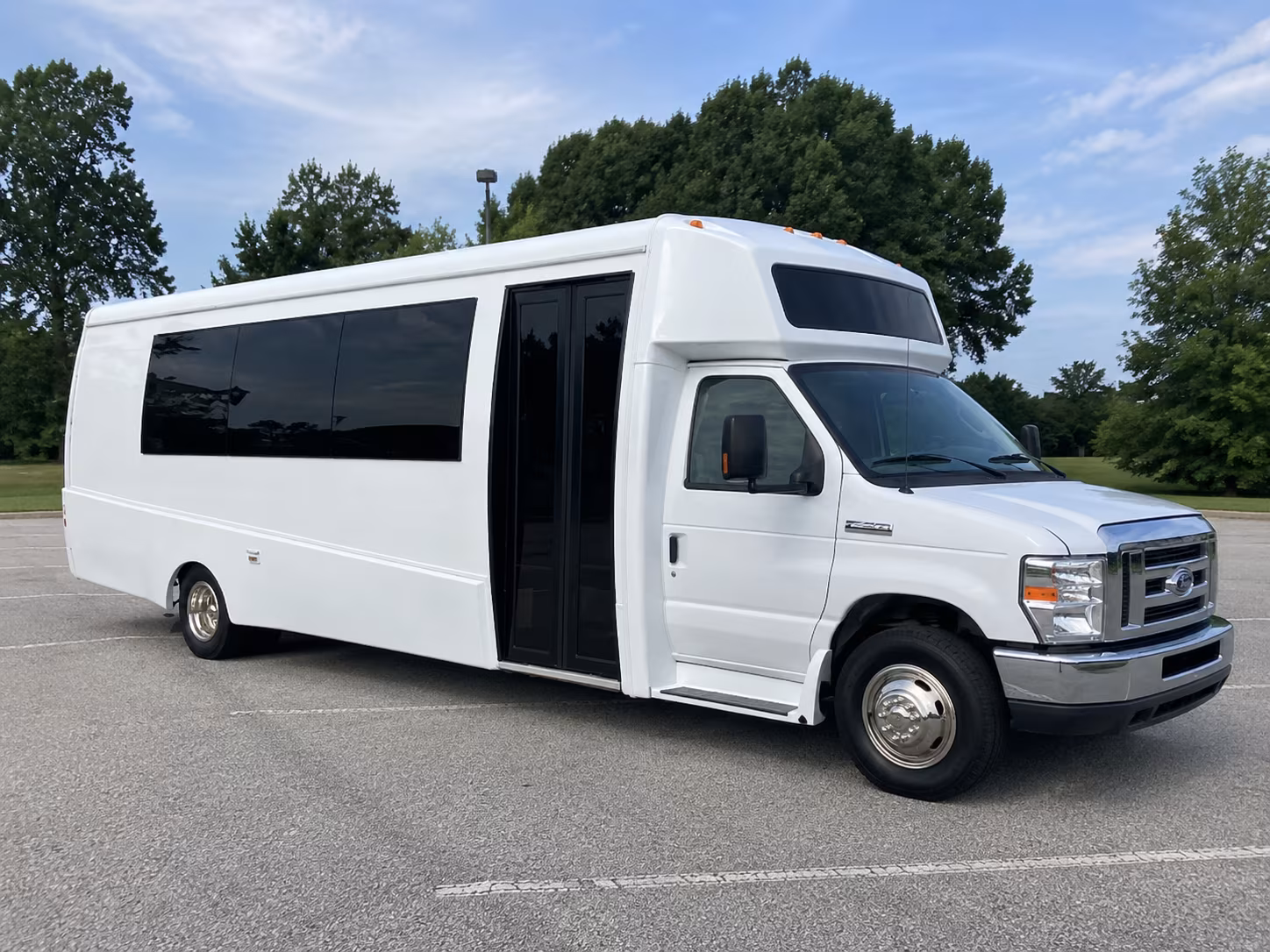 new britain 18 passenger party bus
