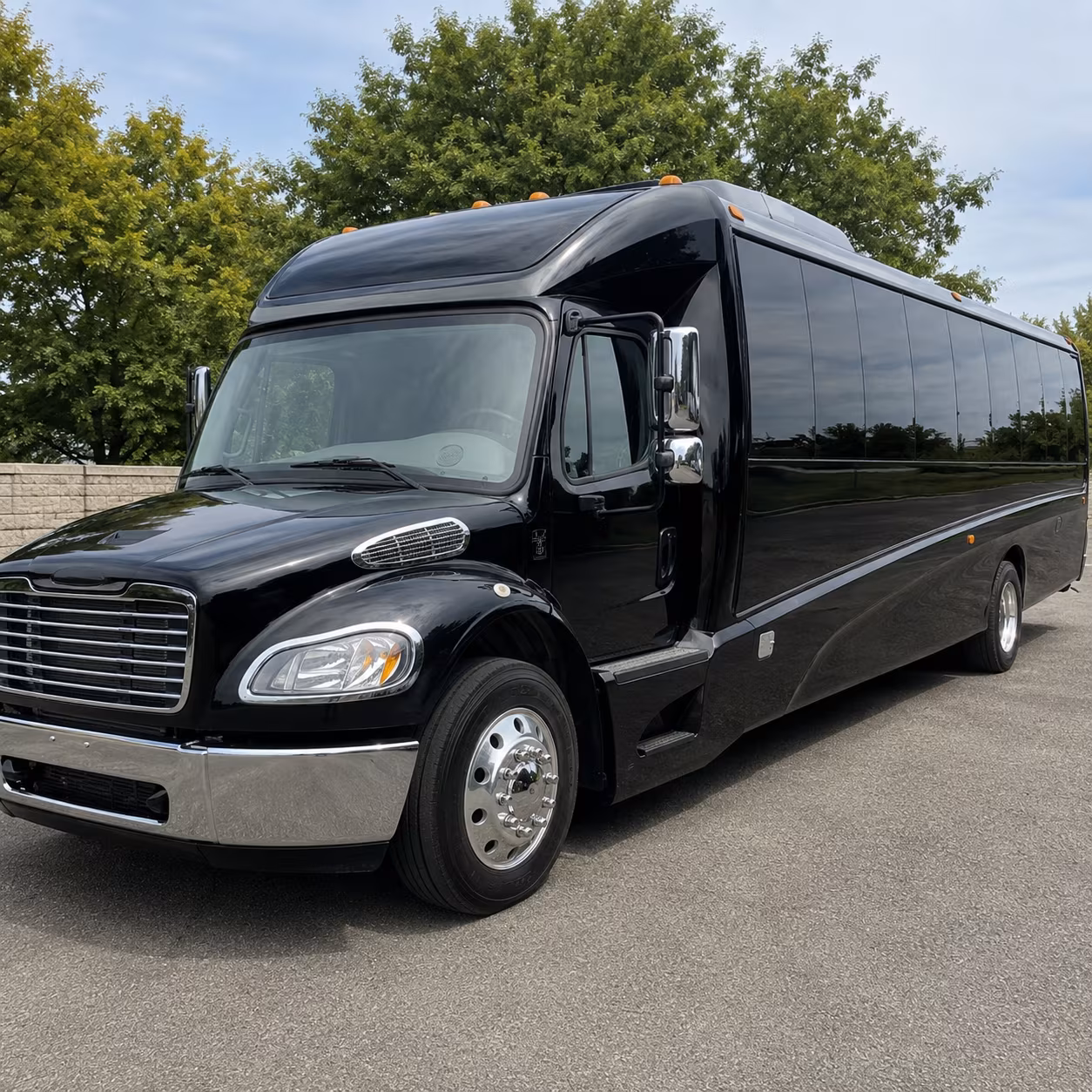 new britain 20 passenger minibus